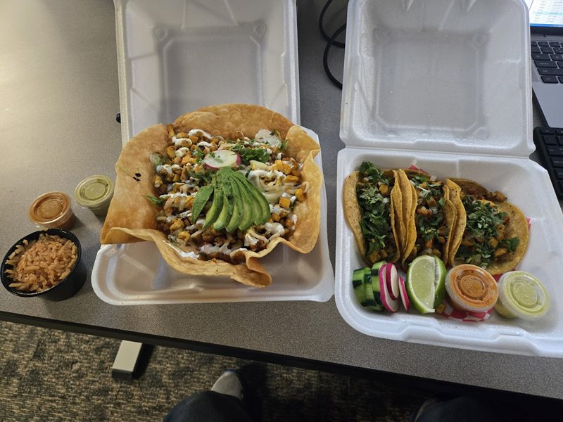 Chilos Taqueria food