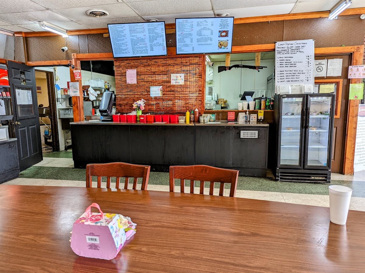 Chilos Taqueria